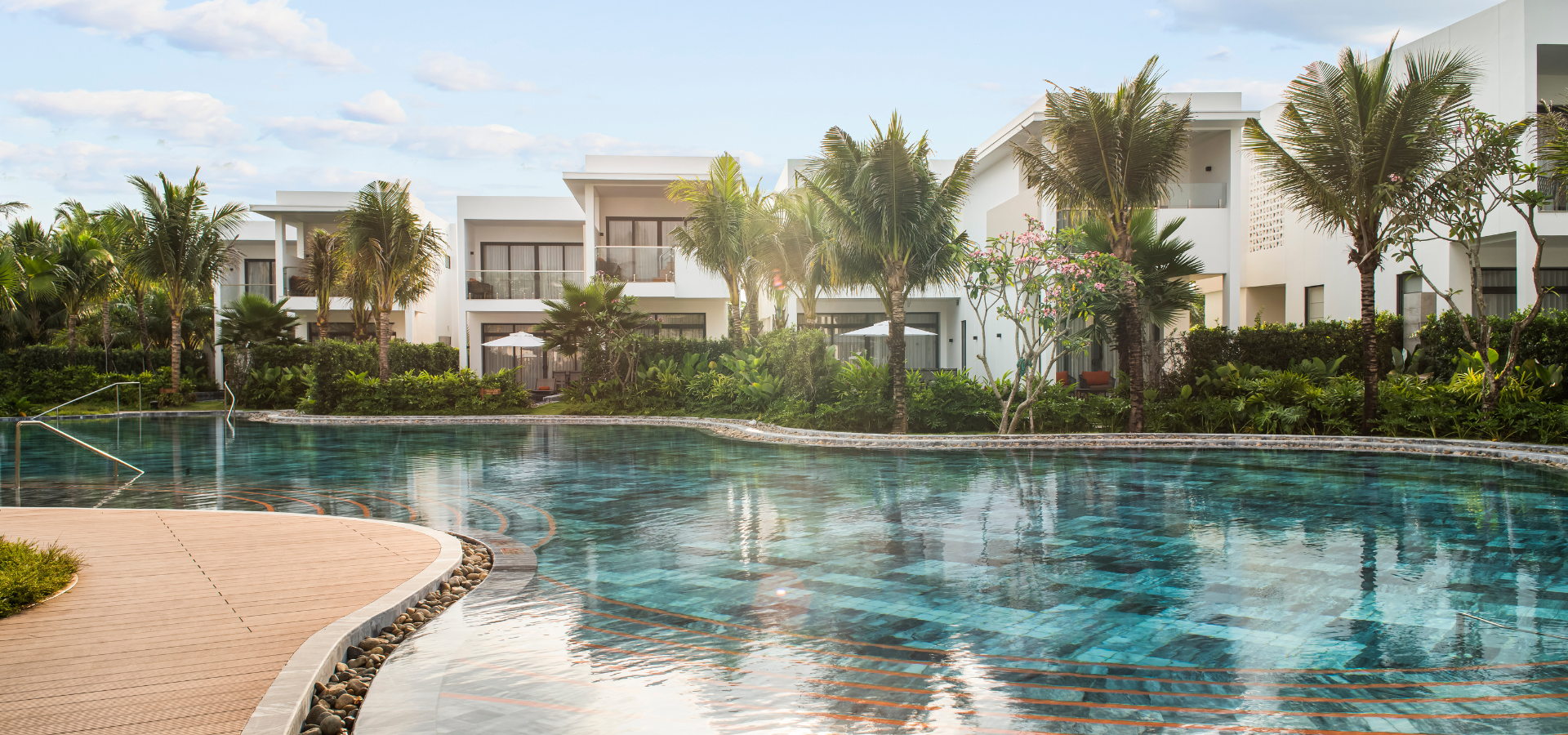 overview Angsana Pool & Angsana Villa